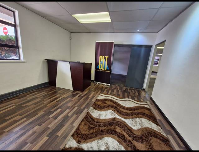 211M² OFFICE TO LET IN BARDENE